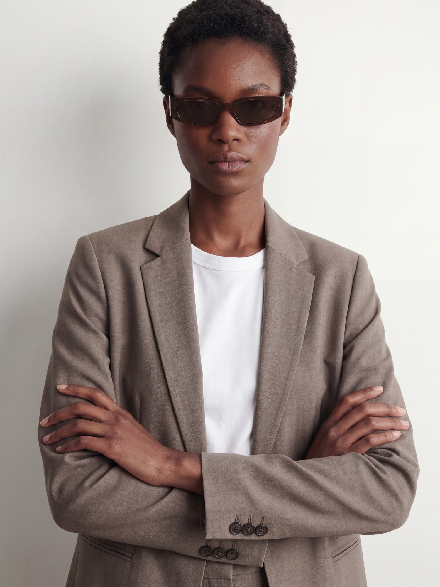 Editorial, suit detail