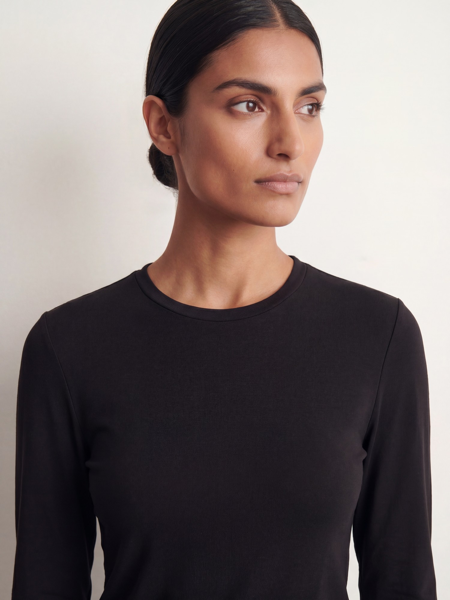 Editorial, knit top detail