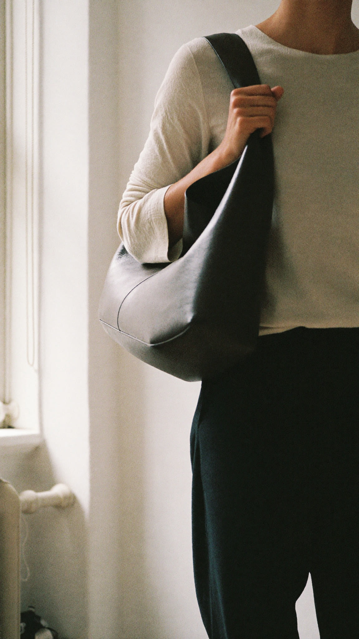 Minimal, leather shoulder bag